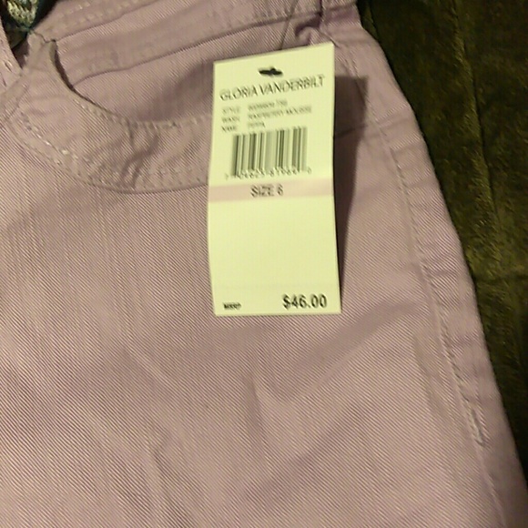 Capris - Picture 3 of 3